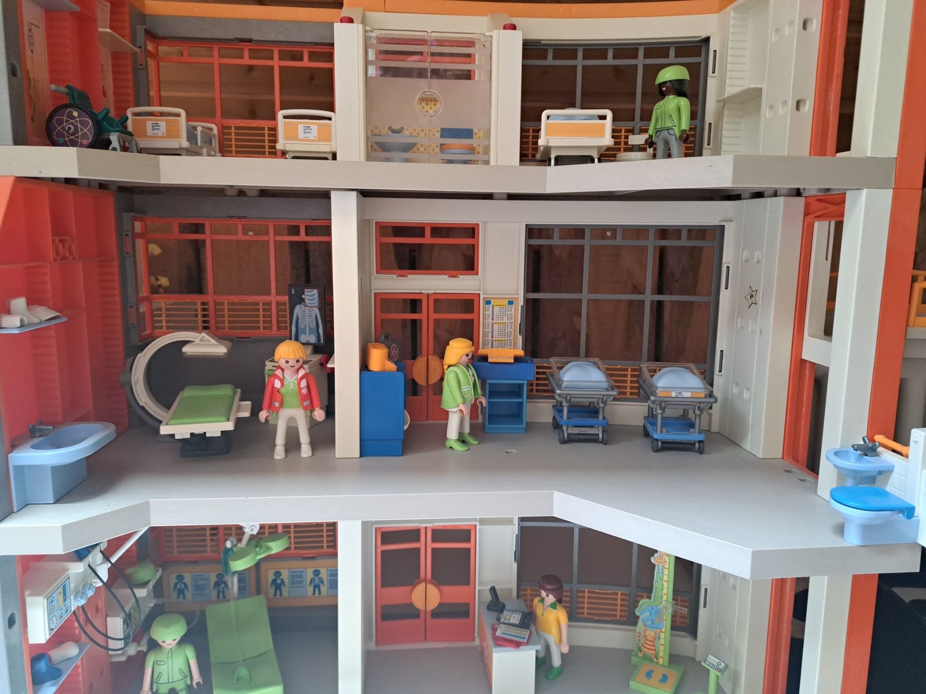 Playmobil Spielzeuge: Playmobil Krankenhaus  – Gebraucht aus Gränichen von Blt5 1