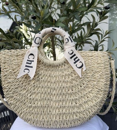 STROHTASCHE MIT SCHLEIFENDETAIL