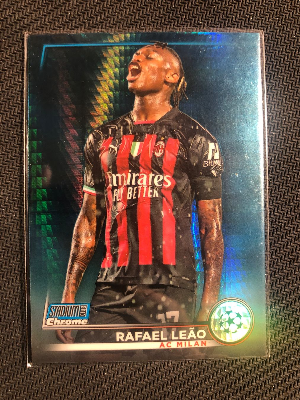 Topps Cartes à collectionner: Topps Stadium Chrome Rafael Leao Blue Hyper – D'occasion à Wangenried par Garagara