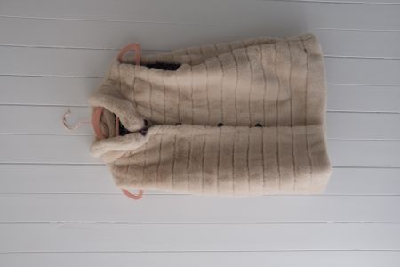 Joules Kunstfell Weste beige -146