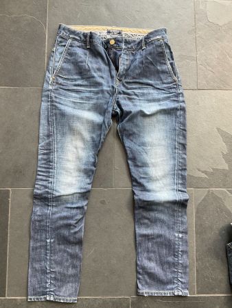 Guess Jeans