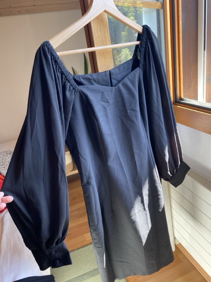 Lotti di vestiti: 3x schwarze Kleider Grösse S/M – Usato da Schachen LU venduto da ali_hz6l 2