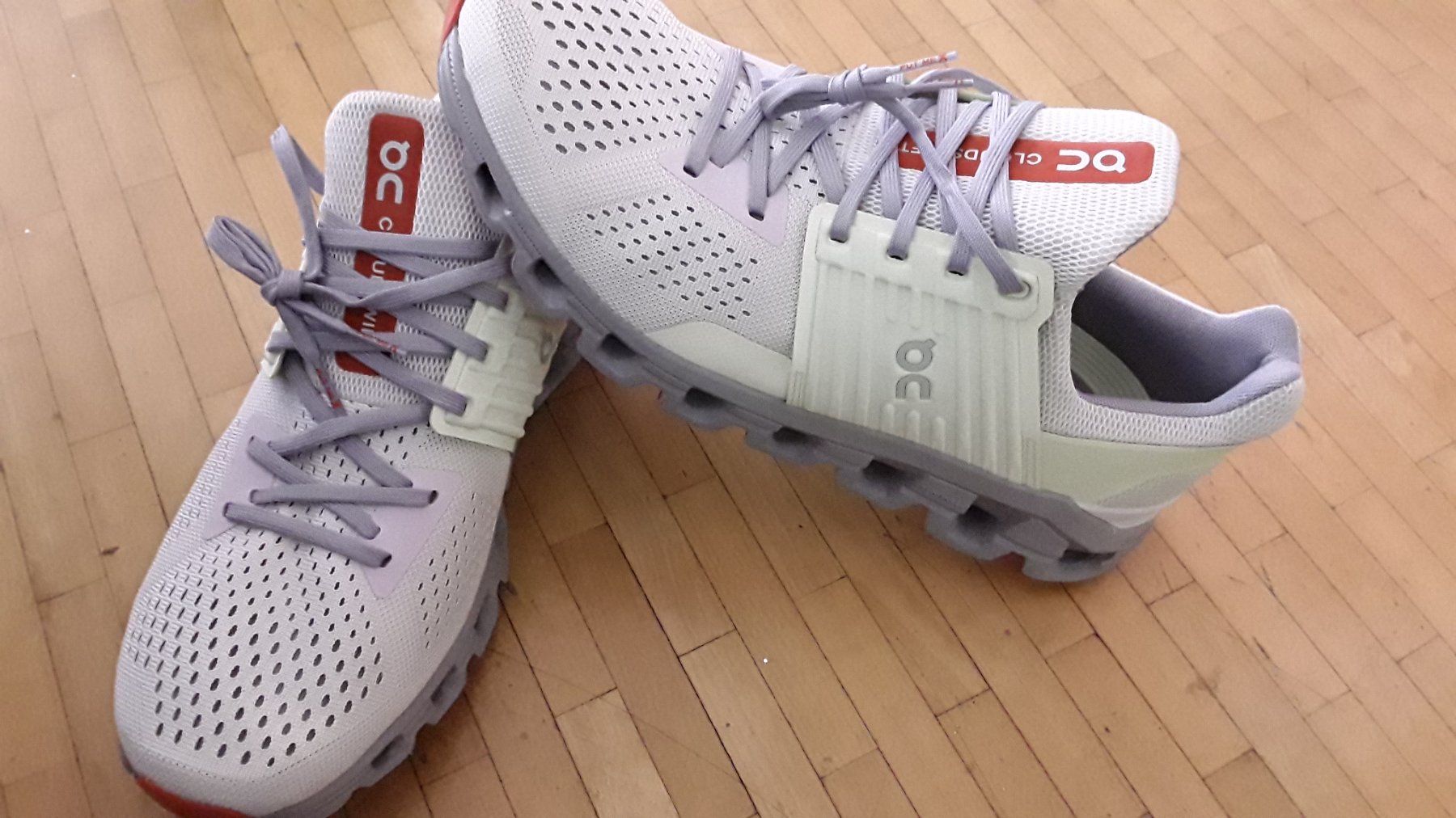 Scarpe da uomo: Neu on cloud schuhe gr 46 – Nuovo e nell'imballaggio originale da Dagmersellen venduto da L.Ga. 1