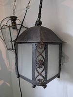 antike Lampe aus Metall