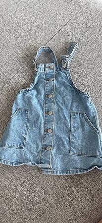Denim Latzkleid Grösse 3A guter Zustand