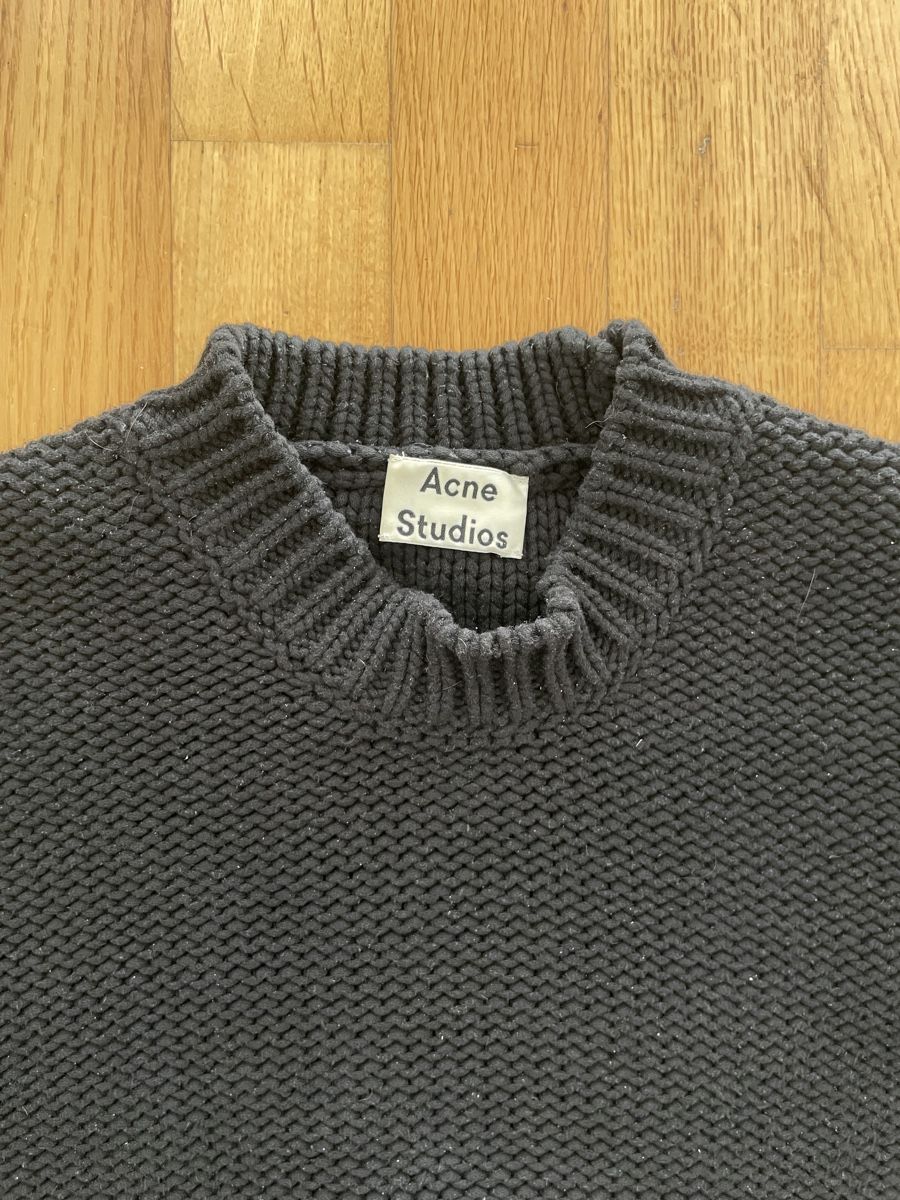 Acne Studios Maglioni & Felpe: Acne Studios Pullover schwarz Grösse M bill o reverse – Usato da Zürich venduto da Zeus_93 1