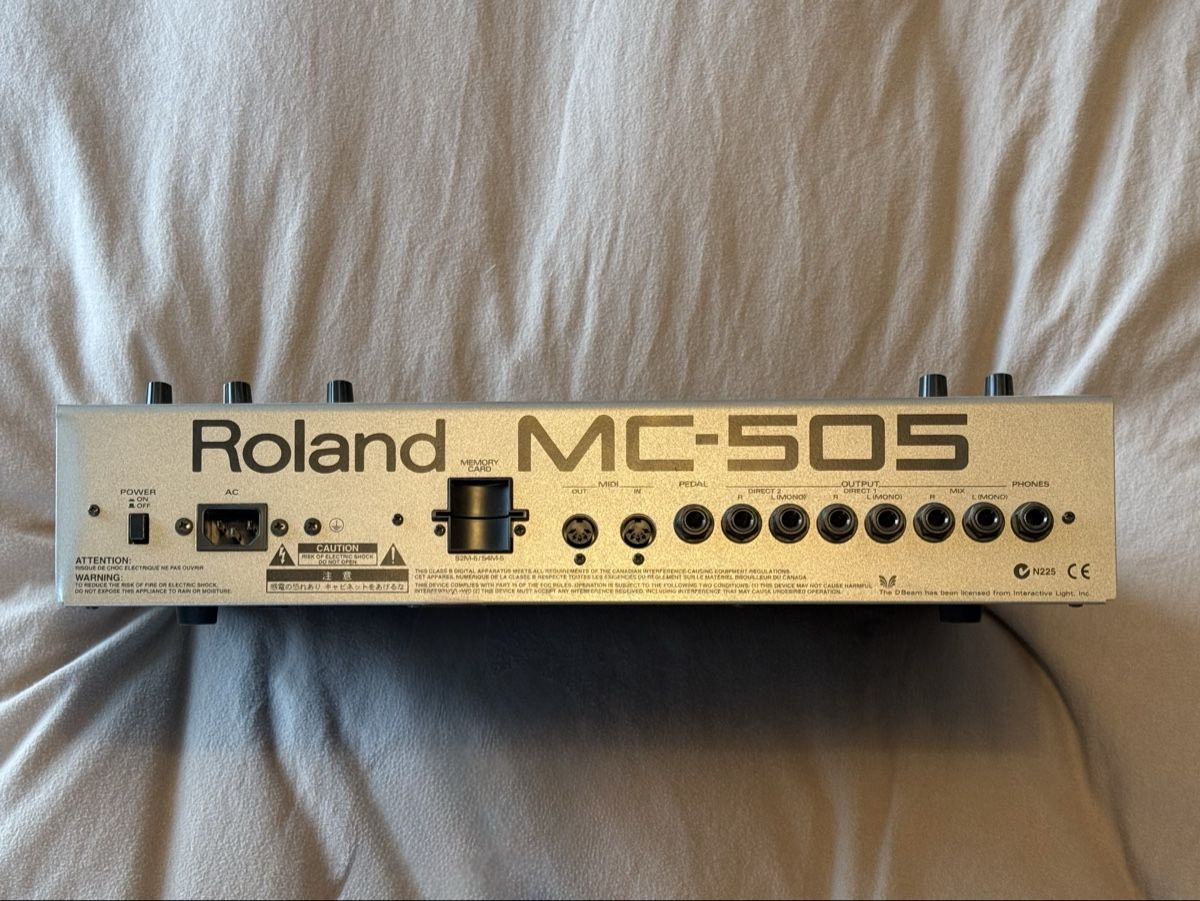 Roland Strumenti musicali: Roland - MC 505 – Usato da Genève venduto da Mehdi_wer 1