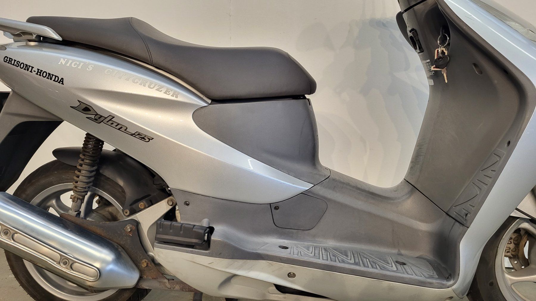 Honda Scooters: Honda SES 125 Dylan – Gebraucht aus Tägerschen von Moto-Welt 4
