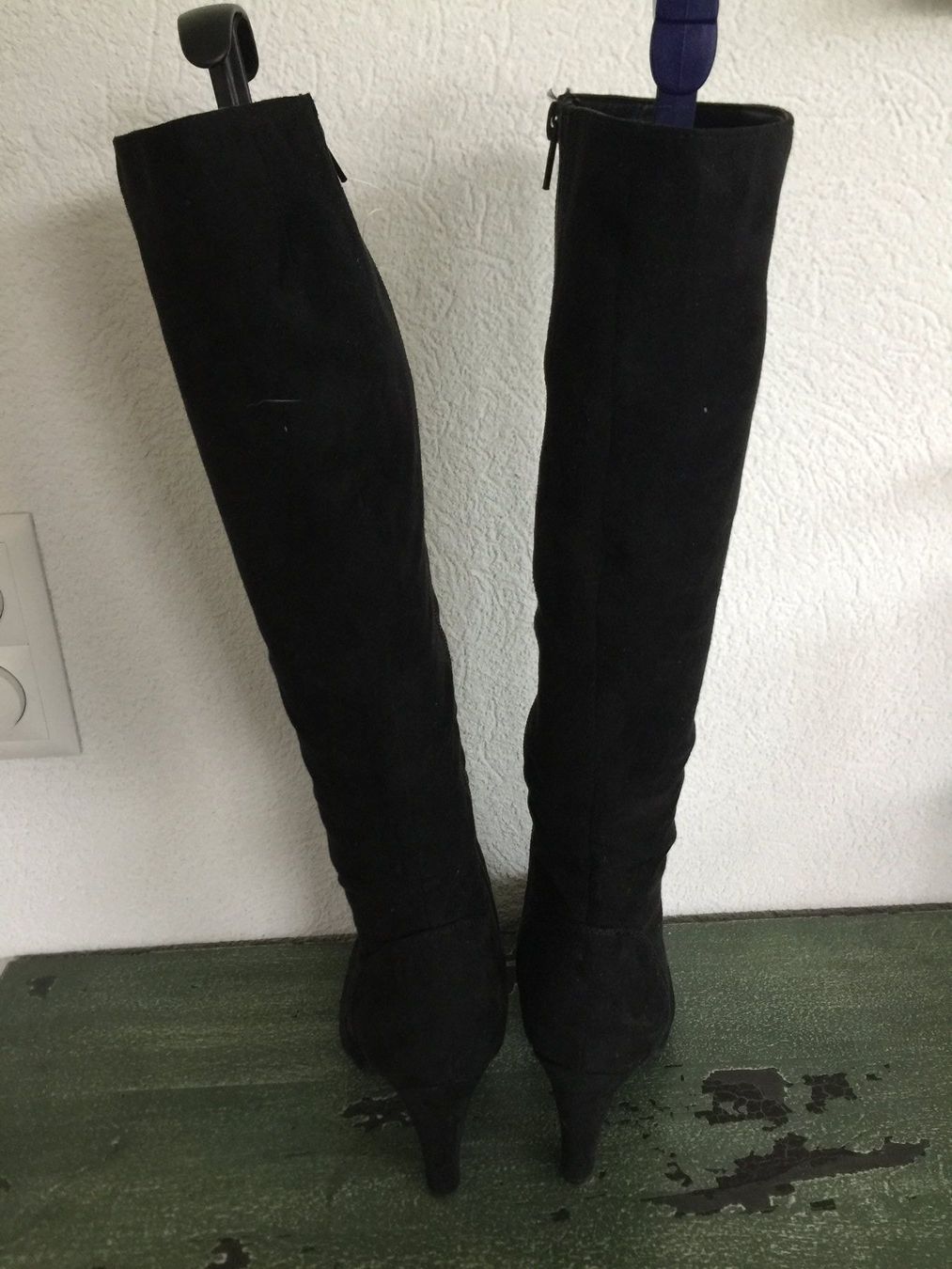 Scarpe da donna: Stiefel Wildleder schwarz Gr. 38 – Usato da Kirchdorf AG venduto da coco123 4