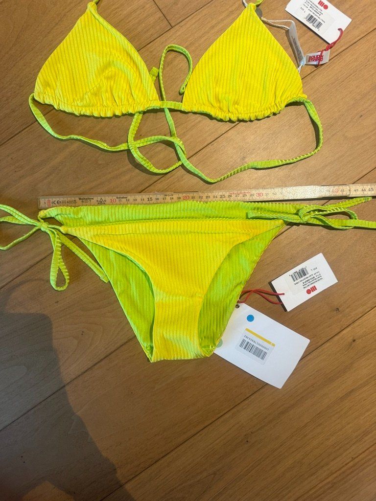 Costumi da bagno & Bikini: last chance till 28 Aug Solid and Striped reversible bikini – Nuovo e nell'imballaggio originale da St-Sulpice VD venduto da juhdu 3