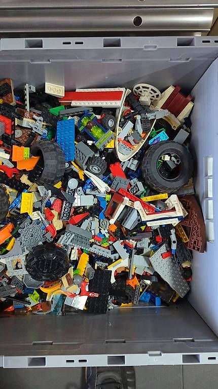 Lego Kit di costruzioni: Vrac lego 10 kg – Usato da Perly venduto da Bumblebee887 1