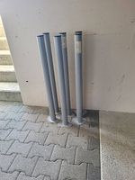Stahlrohrfuss für einen Tisch