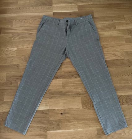 Elegante Herrenhose mit Karomuster - Top Zustand! Gr. 32