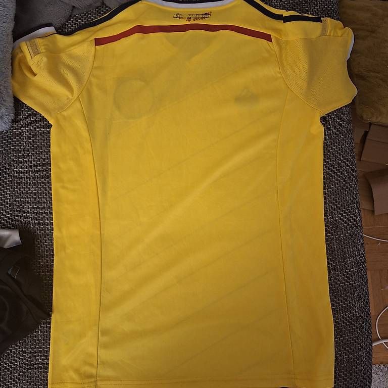 Canottiere & Pantaloni: Kolumbien Trikot Grösse M – Usato da Rapperswil SG venduto da Gooal 1