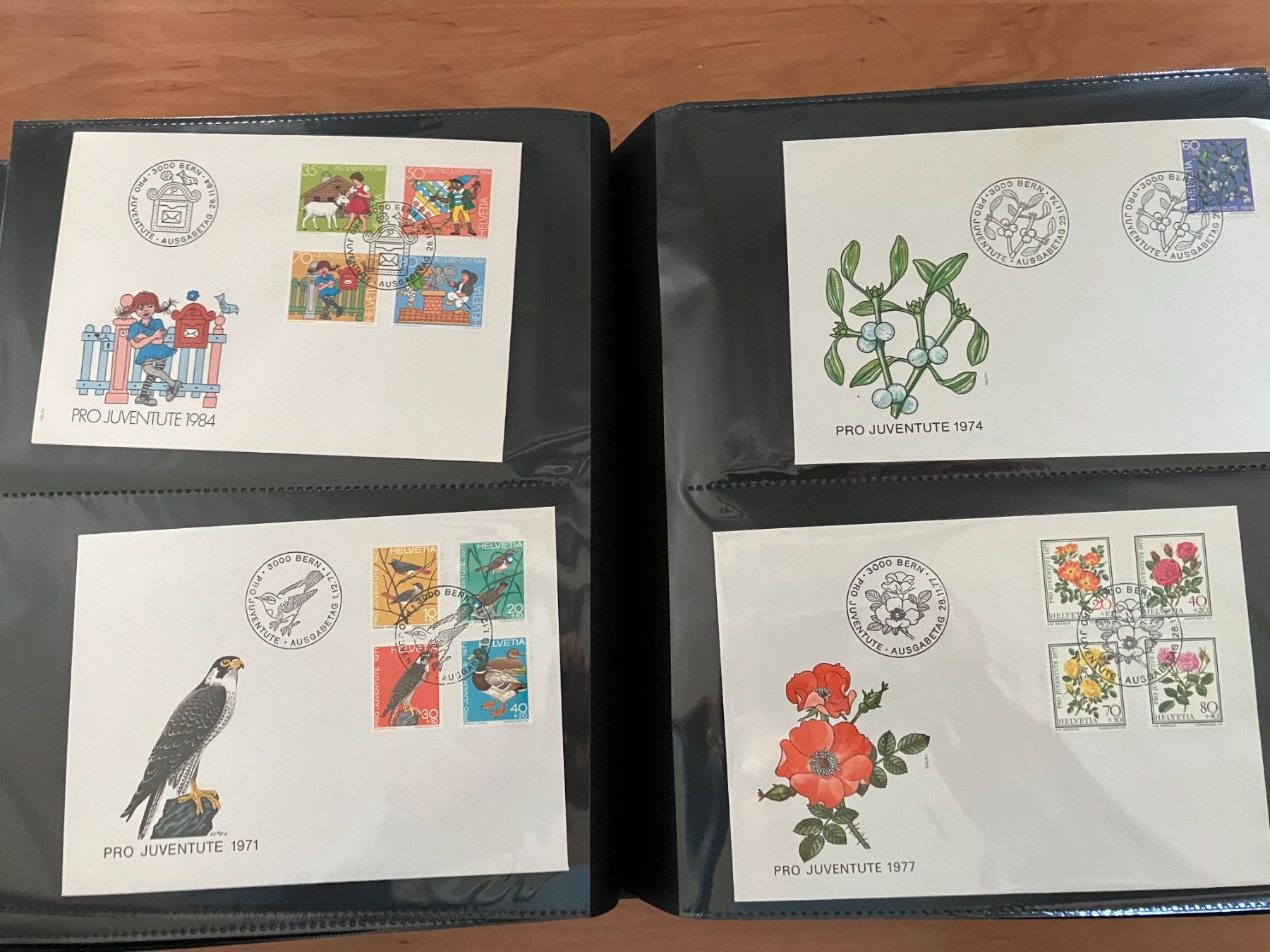 Album: Grosse Sammlung mit Ersttagsbriefen Schweiz – Nuovo (secondo la descrizione) da Menzingen venduto da Wlukas 8