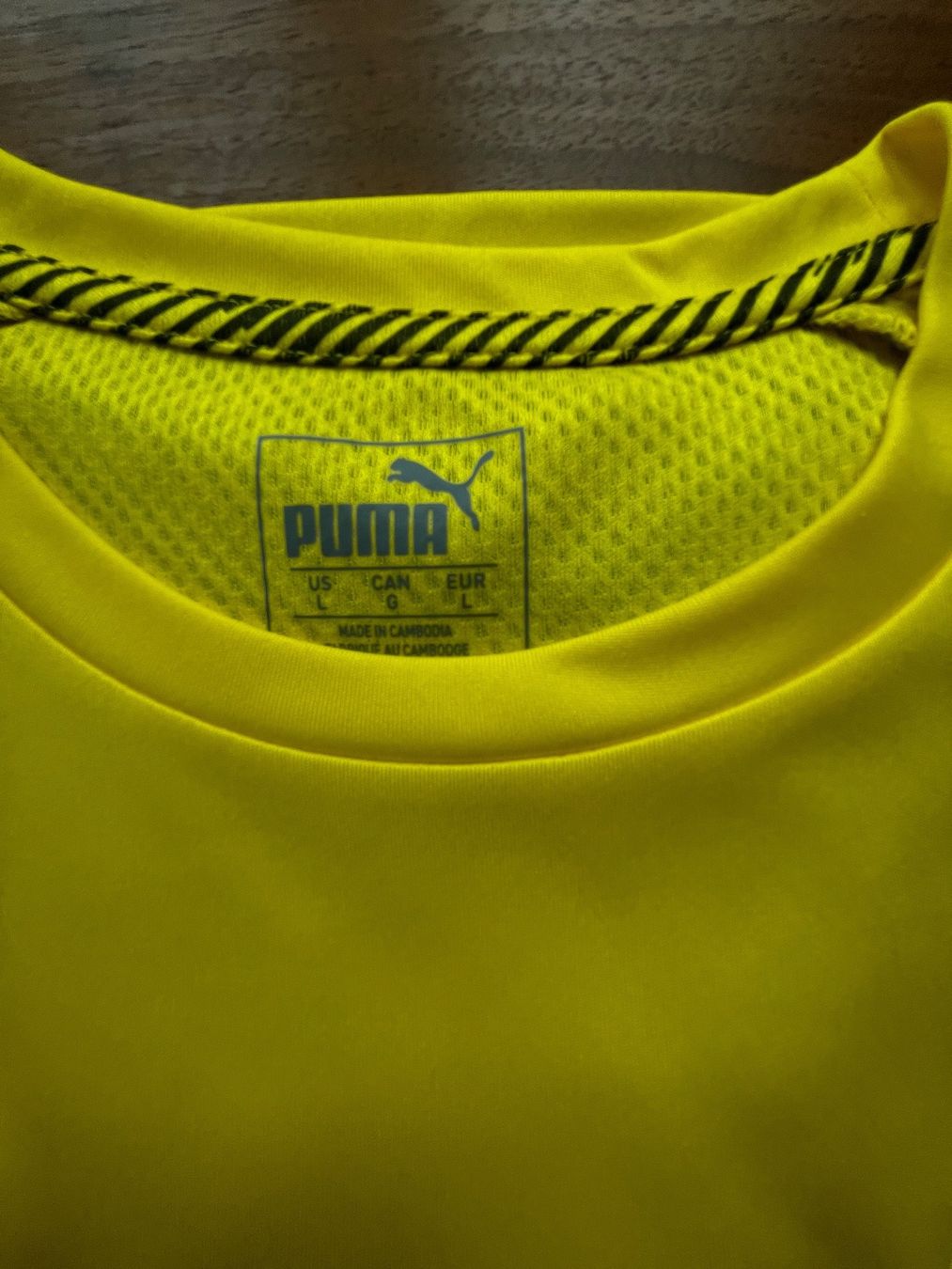 Puma Canottiere & Pantaloni: Borussia Dortmund Trainingsshirt – Usato da Näfels venduto da dom_9p7f 2