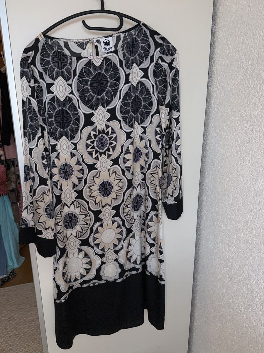 Vestiti: Kleid SEIDE VISCOSE FLOER 38 neu – Nuovo (secondo la descrizione) da Dornach venduto da samuti