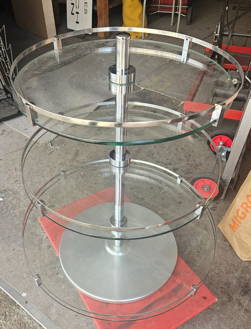 Pareti & Soffitti: ETAGERE A VERRES OU AUTRES – Usato da le landeron venduto da Pimpe0 1