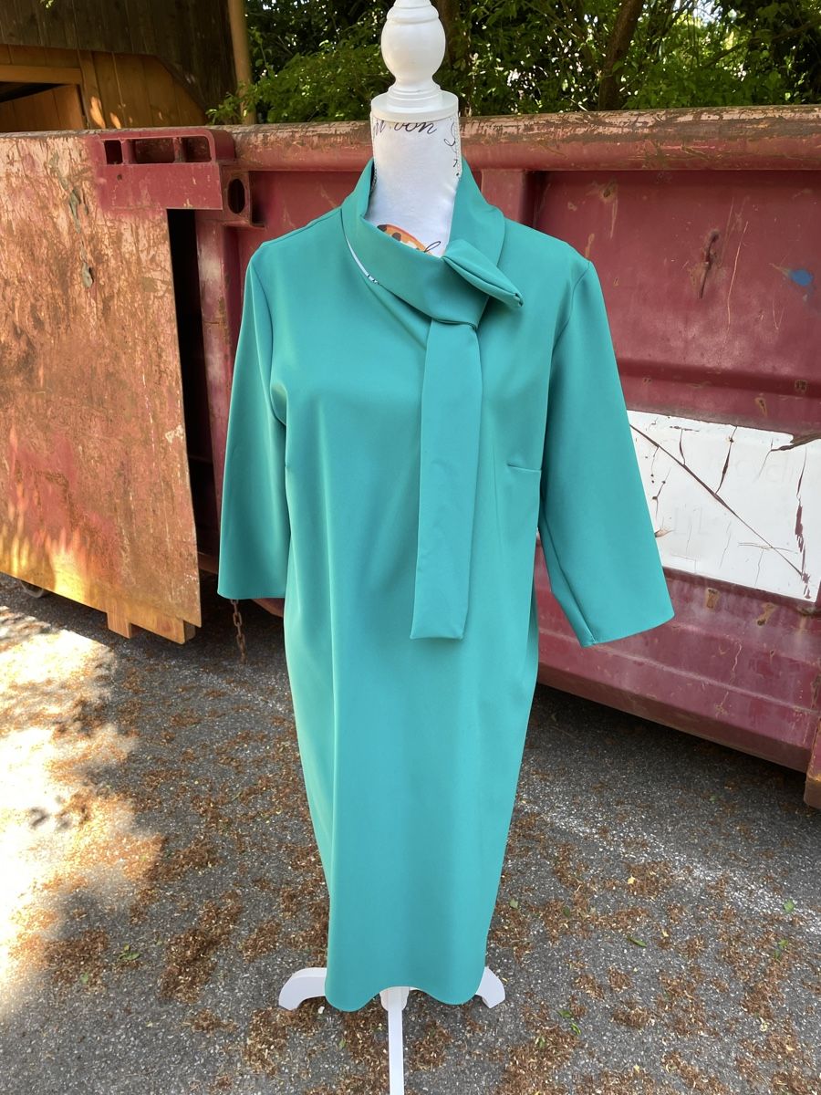 Vestiti: Kleid für Business oder Cocktail – Usato da Täuffelen venduto da Collectif_le_phoque
