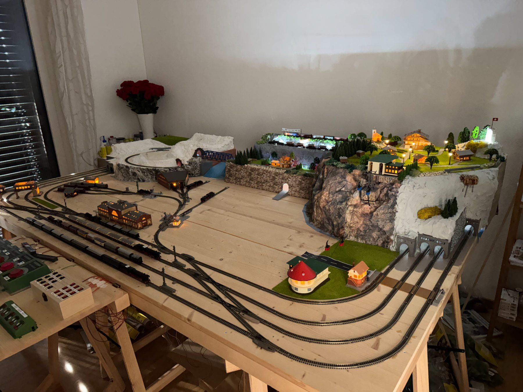 Fleischmann Trains électriques: Modelleisenbahn Anlage im Bau, Spur N – D'occasion à Flums par Hrroland 2