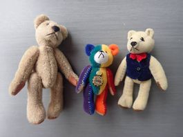 Drei Miniatur Teddys / Teddybären