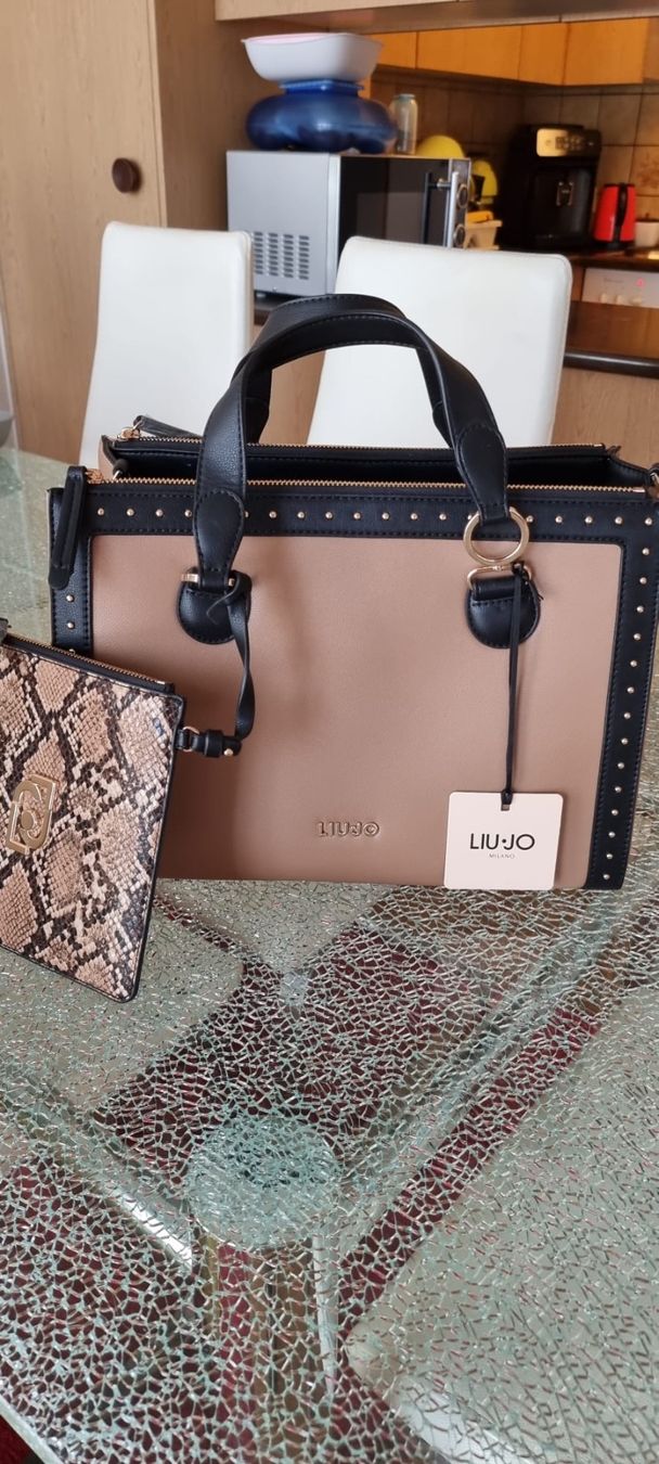 Liu Jo Sacs femmes: Liu Jo Handtasche – Neuf avec emballage d'origine à Luzern par Reni025