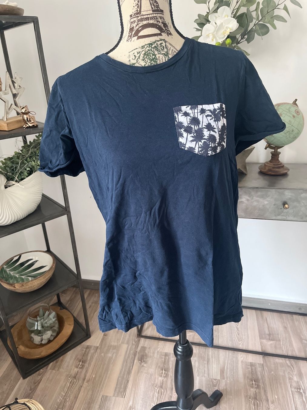 Yes Or No T-shirt: T-shirt bleu YES OR NO – Usato da Le Locle venduto da Mayd_h