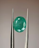 Ab 1 Fr. - 3.96 ct Smaragd mit Zertifikat