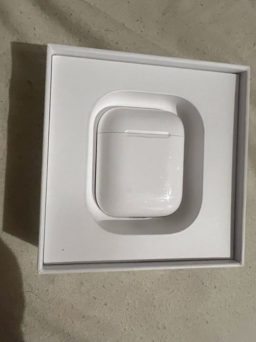 Apple Cuffie: Apple Air Pods  2021 – Usato da Huttwil venduto da luk_9tdh 3