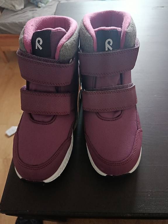 Scarpe per ragazze: Schuhe. Ungetragt . Gr. 35 – Usato da Lufingen venduto da gut_7fs6 4