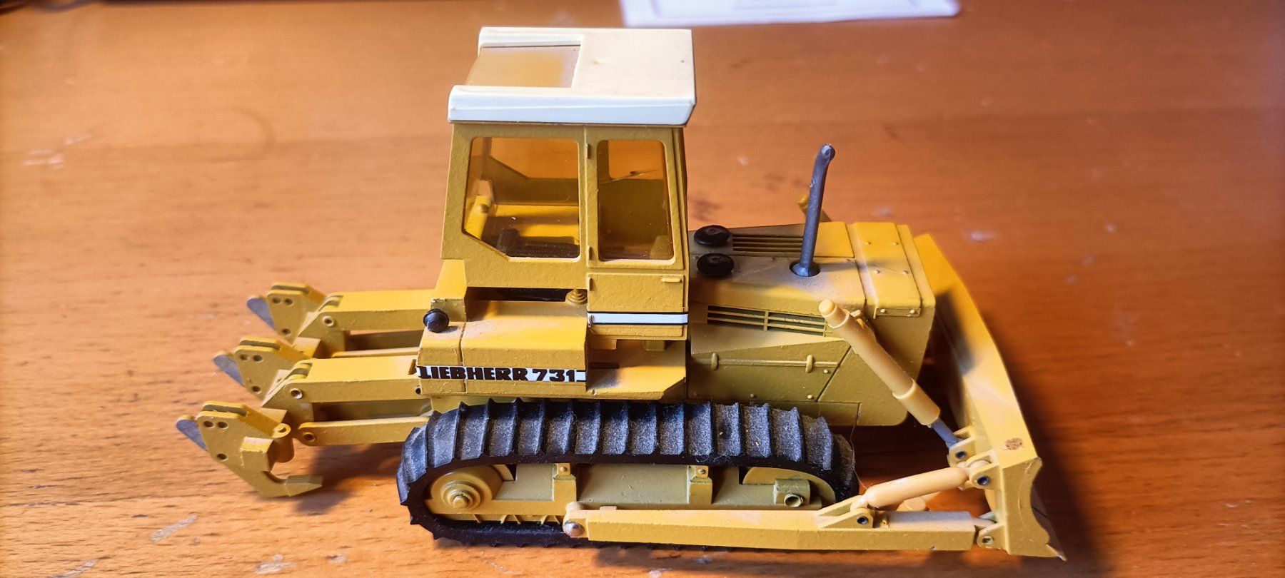 Kits de montage: Liebherr Planierraupe PR 731. – D'occasion à Genève par MartonR 2