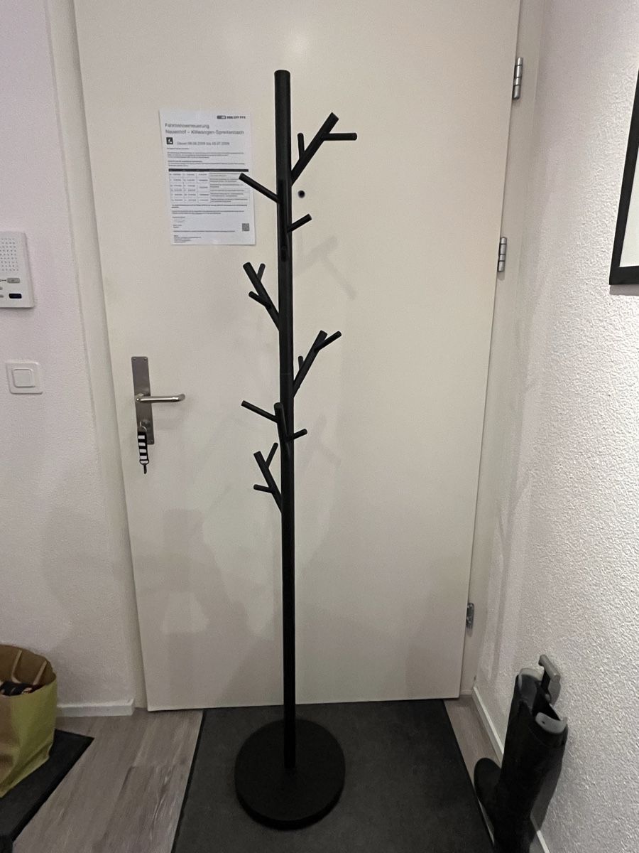 Mömax Porte manteau: Garderobe – D'occasion à Neuenhof par Ivita