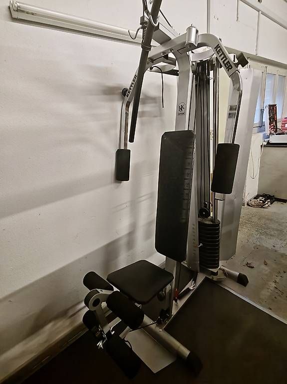 Vélos d'appartement: Gratis: Kettler Kraftstation / Multigym – D'occasion à Thun par Emancarena 1