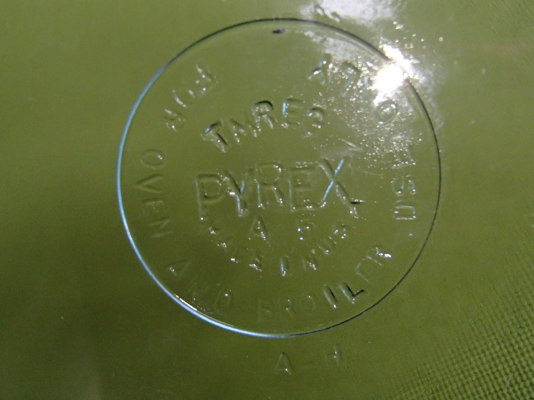 Servierplatten: hellblaue ovale dekorative amerikanische PYREX Platte – Gebraucht aus Schöfflisdorf von pullux 1