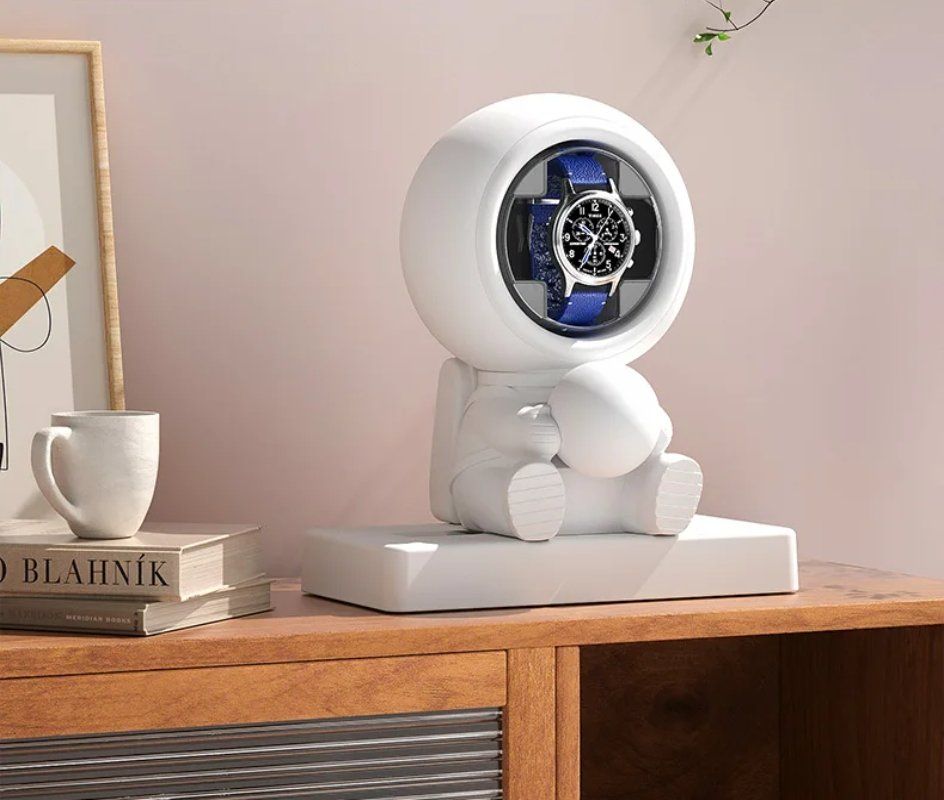 Uhrenbeweger: Uhrenbeweger USB Astronaut mit Beleuchtung – Neu und originalverpackt aus Diepoldsau von preisparadies-ch 1