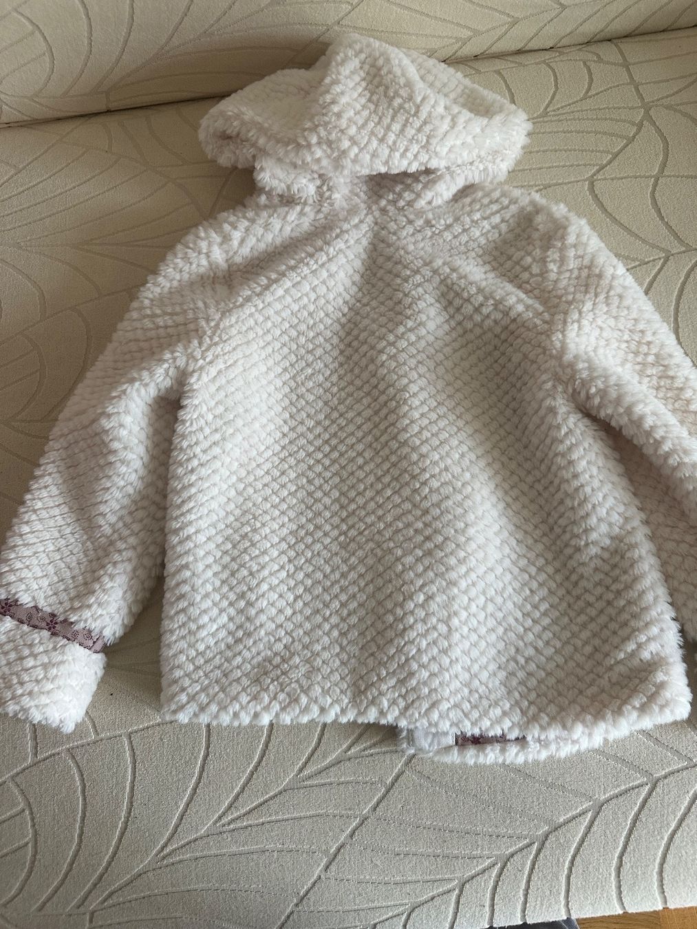 Benetton Giacche & Cappotti: Girls Winter Jacket - size 4-5Y – Usato da Zürich venduto da Bybyana 1