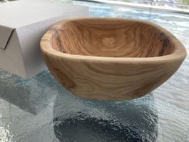 Hochwertige Holzschale Olivenholz mit Gravur "75", neu OVP
