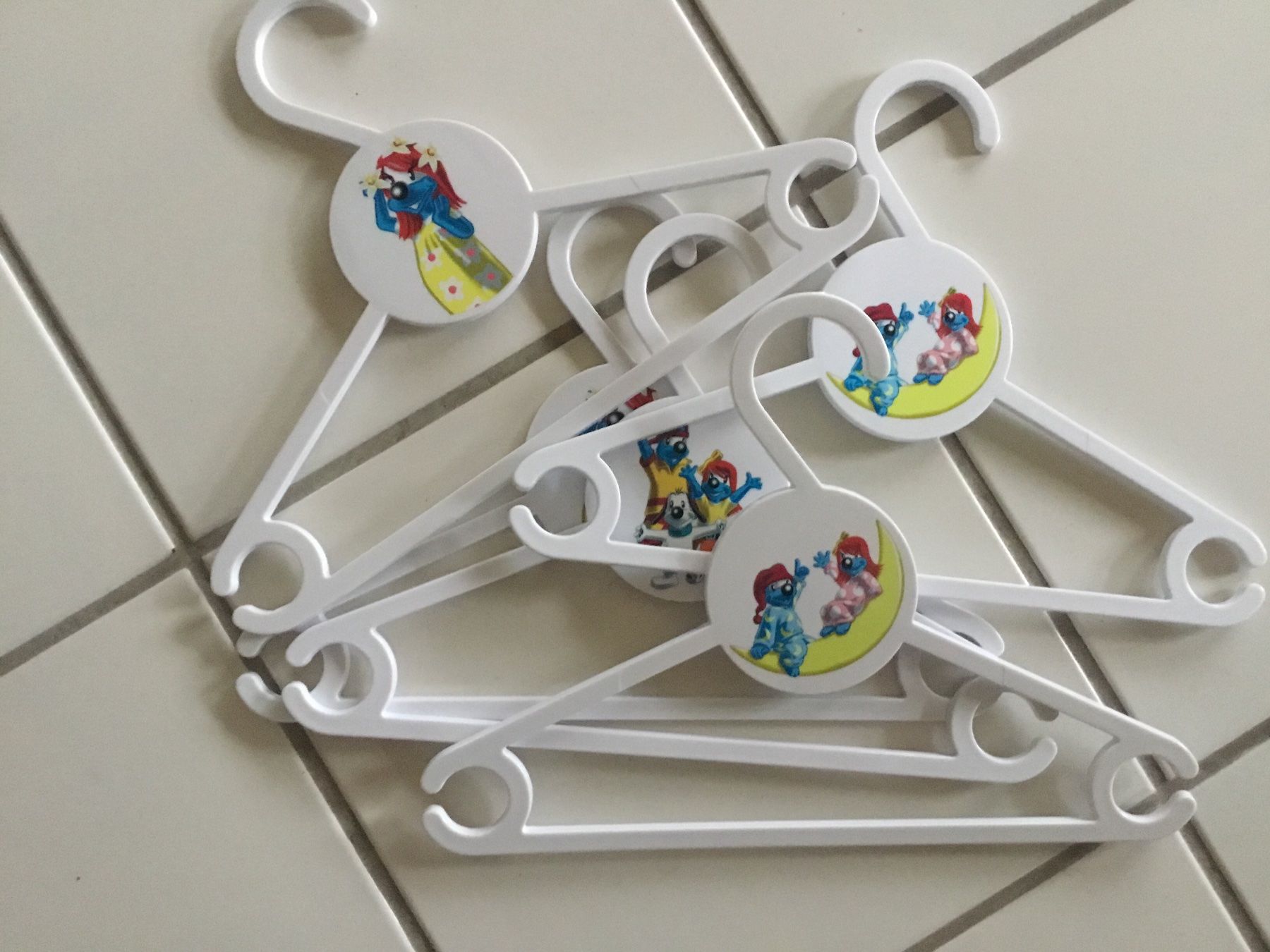 Migros Appendiabiti: Kleiderbügel Kinder 5 St. – Usato da ALTENDORF venduto da da23
