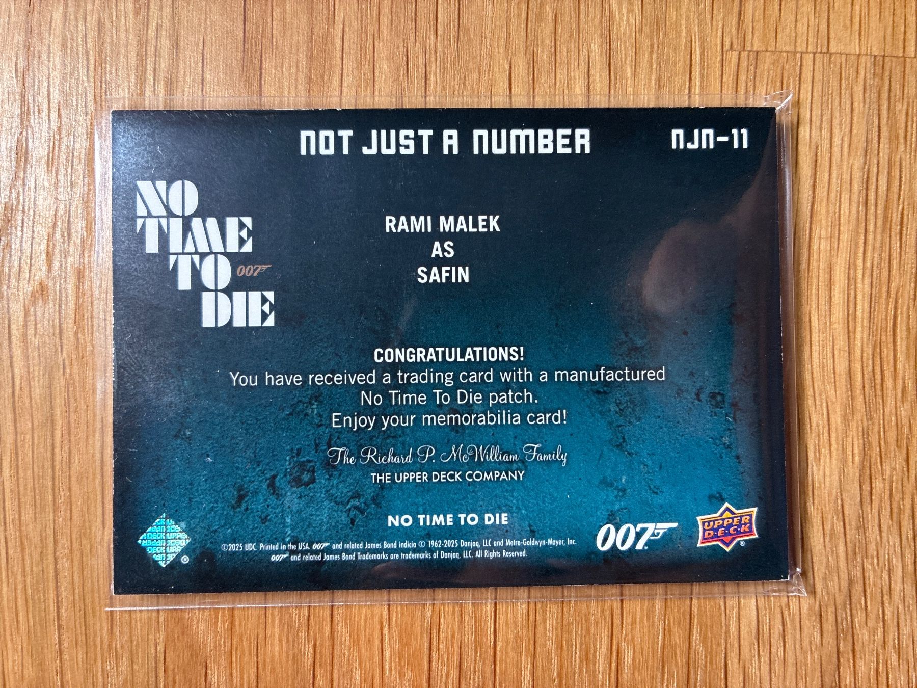 Topps Carte collezionabili: Upper Deck James Bond Rami Malek Memorabilia – Usato da Wangenried venduto da Garagara 1