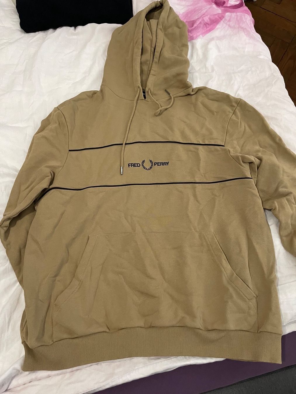 Fred Perry Maglioni & Felpe: Fred Perry Pullover Hoodie XXL – Nuovo (secondo la descrizione) da Zäziwil venduto da Lesny3