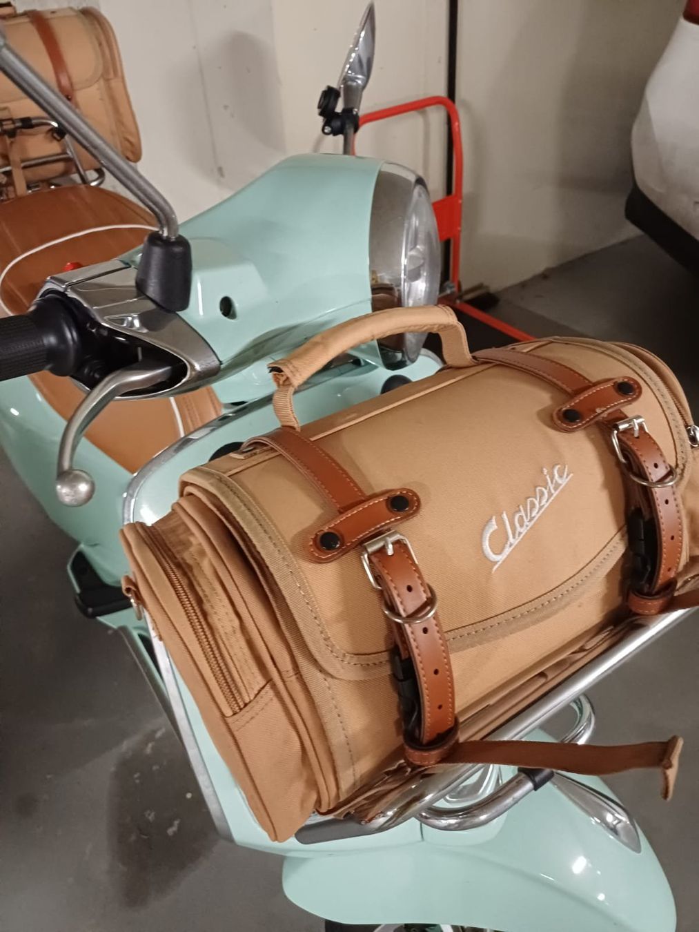 Piaggio Strasse: Vespa Primavera 125 Mint, iGet, ABS – Gebraucht aus Stein AG von tbr_m9n8 5