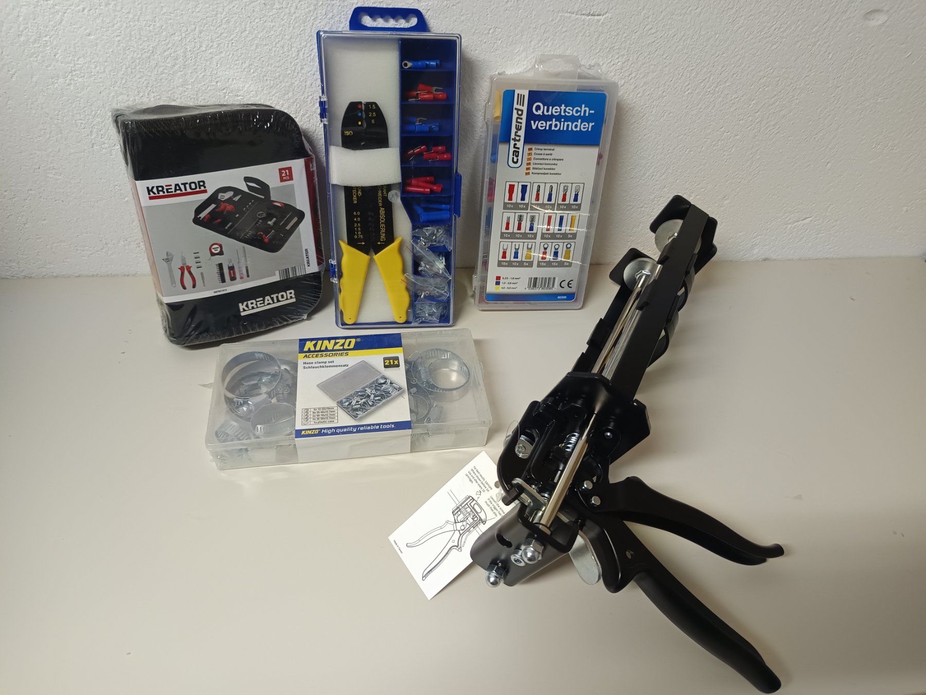 Tutti gli attrezzi: Neues Werkzeug Set – Nuovo e nell'imballaggio originale da Rüthi (Rheintal) venduto da Balty