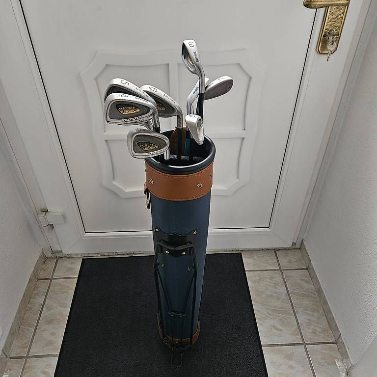 Spalding Mazze & Set: SPALDING GOLFER -SET MIT 10 SCHLÄGER – Usato da Binningen venduto da Valentina.23 2