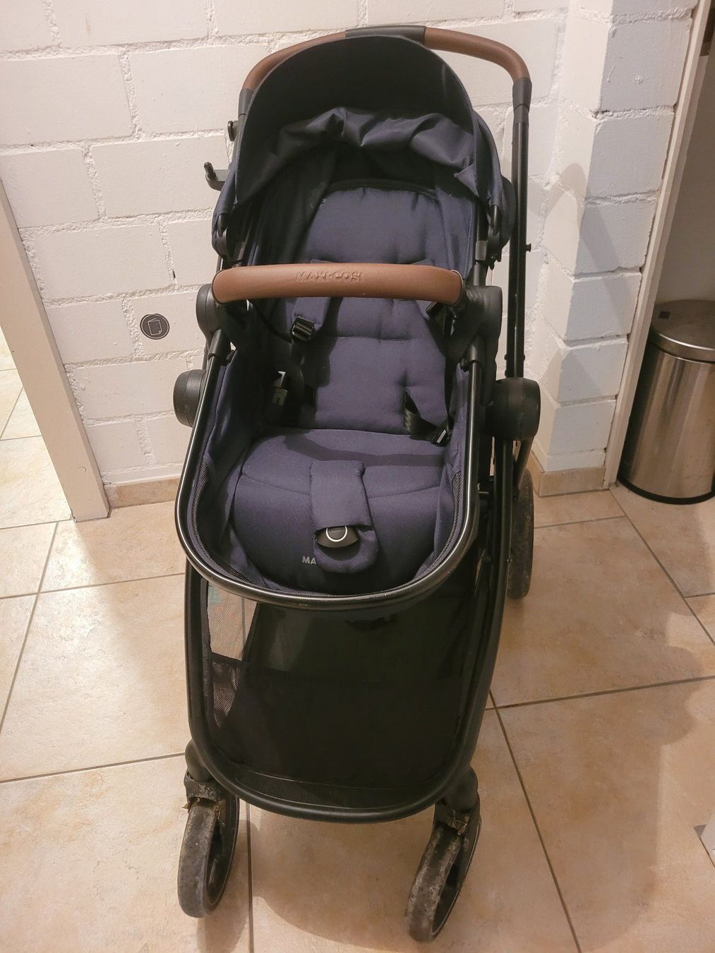 Maxi-Cosi Kinderwagen: Maxi Cosi Zelia 3 Kinderwagen essential graphite – Gebraucht aus Rüdlingen von ChristophFritschi 1