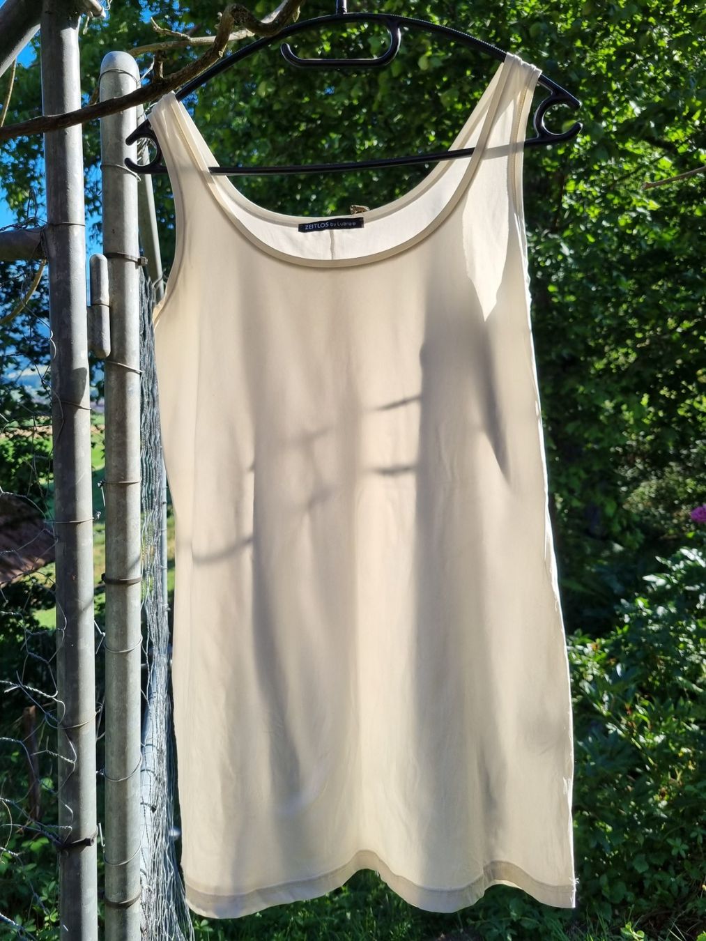 Zeitlos by Luana Tops: Zeitlos by Luana Gr M Longtop – D'occasion à Wattenwil par flohdog