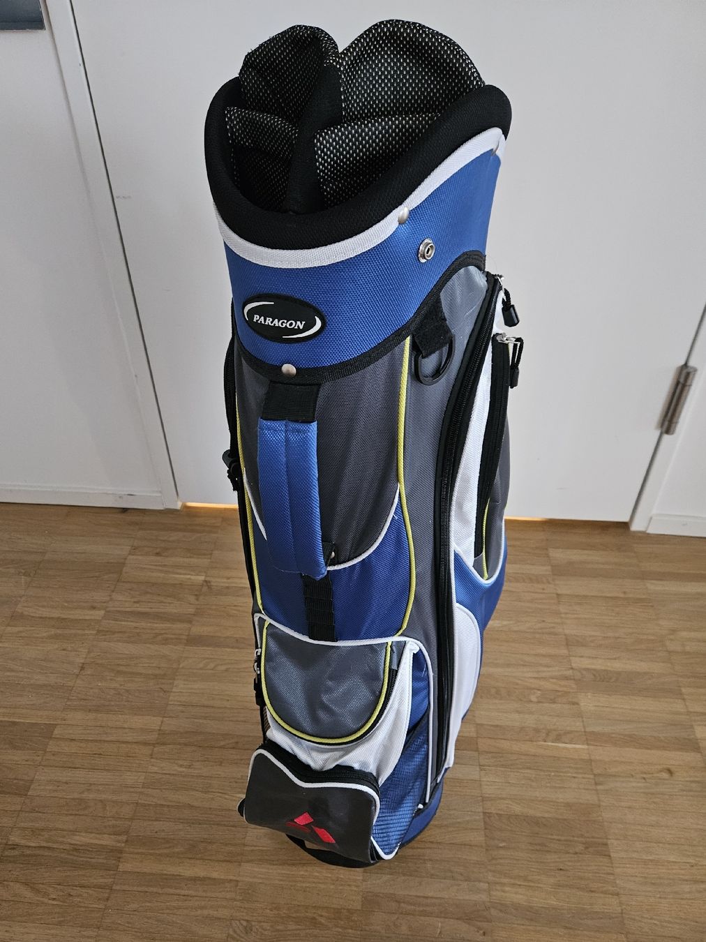 Clubs & Sets: GOLFBAG PARAGON – D'occasion à Zürich par Freblu48 1