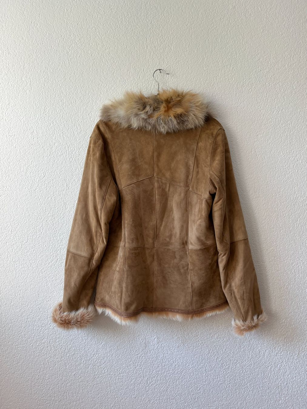 Manteaux: Fellmantel, beige – D'occasion à Uster par emm_px8k 3