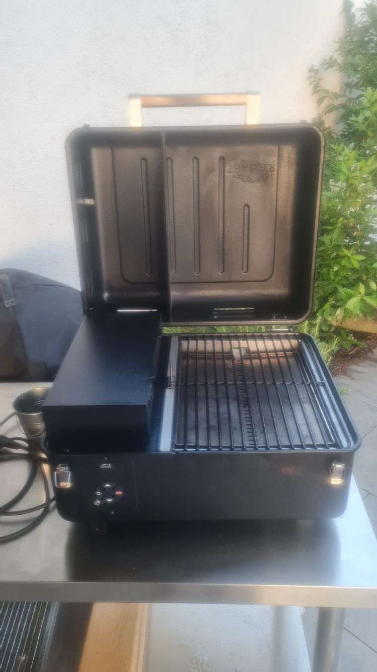 Griglie: Traeger Ranger Pellet Smoker – Usato da Wohlen AG venduto da GTH2014 1