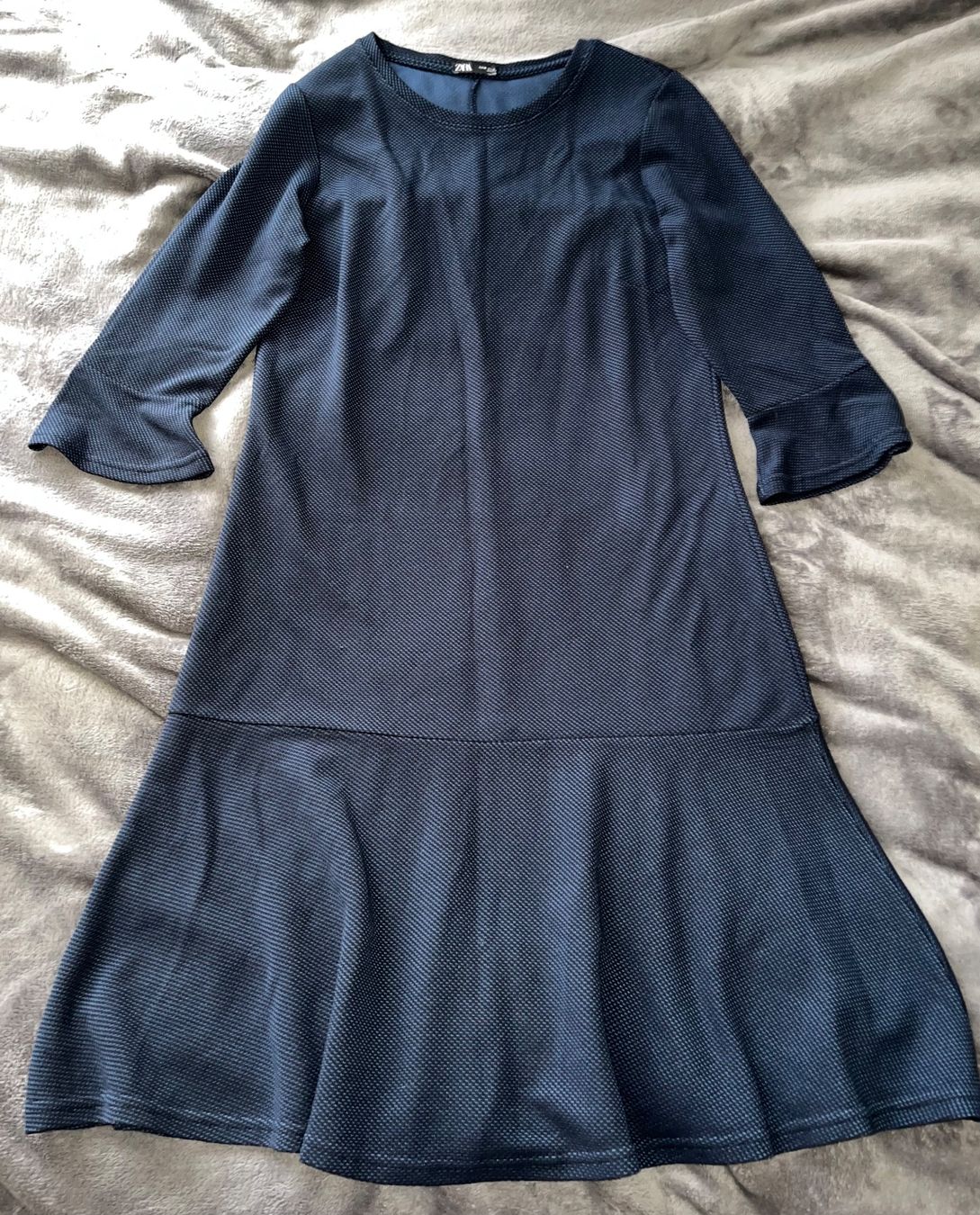 Zara Kleider: New dress  Zara size M – Neu (gemäss Beschreibung) aus Chêne-Bougeries von Seetooyoo