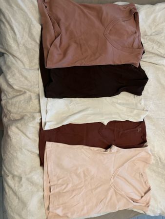 The Set: Tops zu verkaufen M